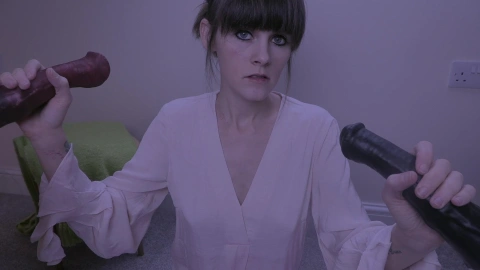 Mom's Horse Cum Addiction - Sydney Harwin