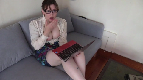 Bettie Bondage: Mom Mind Control with Gum