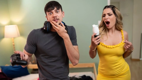 MILF visit: Best friend satisfies him