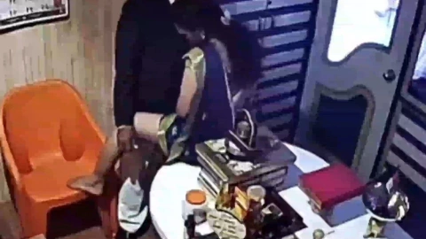 Astrologer Ashok Kharat Viral Video Series