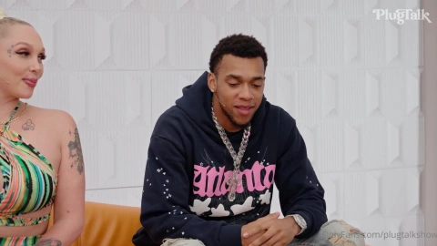 Alexis Andrews Double Penetration with Plug Chat