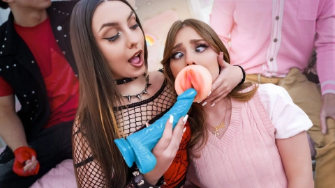 Violet & Lucy Cam Swap: Oral & Pocket Fun